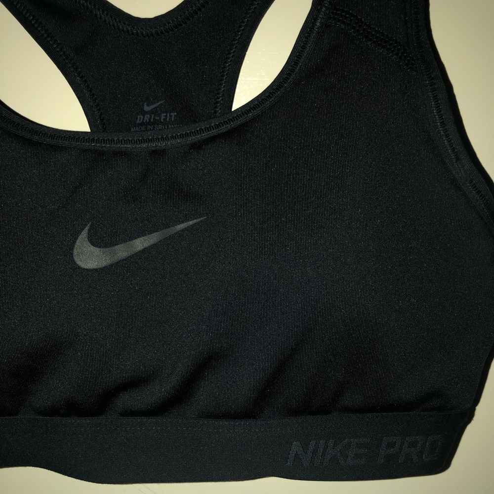 Nike sports bra